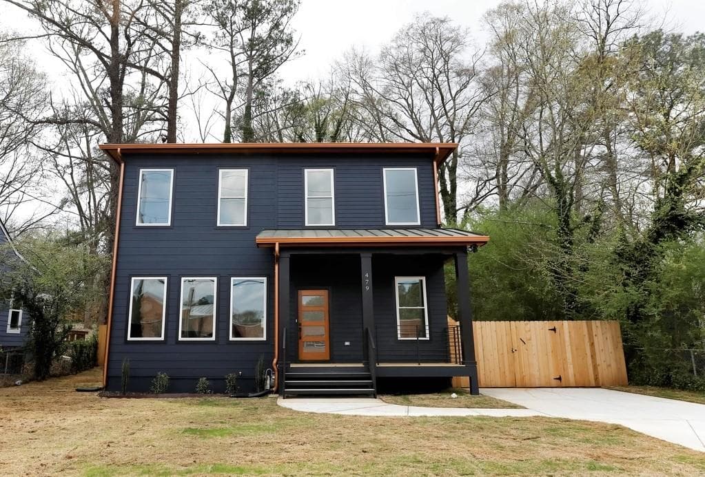 3 bedroom, 3 bathroom, 2,050 sq ft single family residence sold at 479 Clifton Street, Atlanta, GA 30316