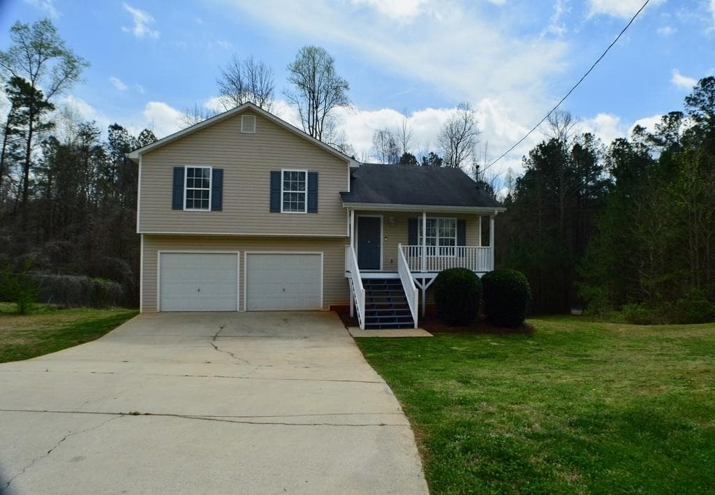 4 bedroom, 3 bathroom, 2,112 sq ft single family residence sold at 457 Thorn Thicket Drive, Rockmart, GA 30153