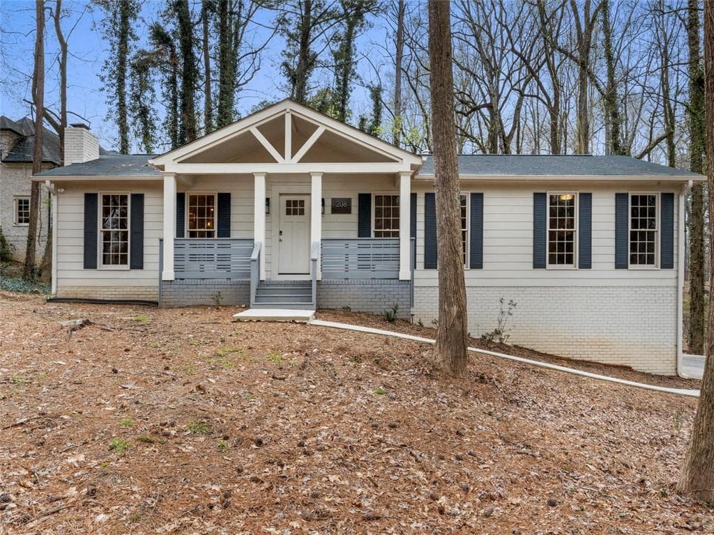 5 bedroom, 3 bathroom, 2,598 sq ft single family residence sold at 208 Shadowlawn Road, Marietta, GA 30067