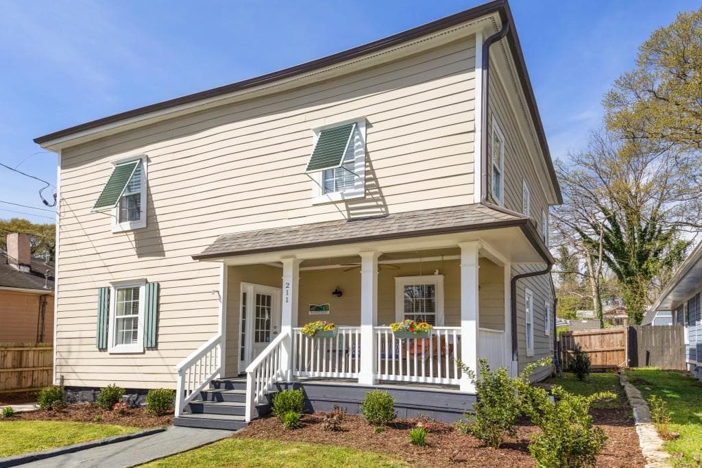 5 bedroom, 3 bathroom, 2,052 sq ft single family residence sold at 211 Laurel Avenue, Atlanta, GA 30314