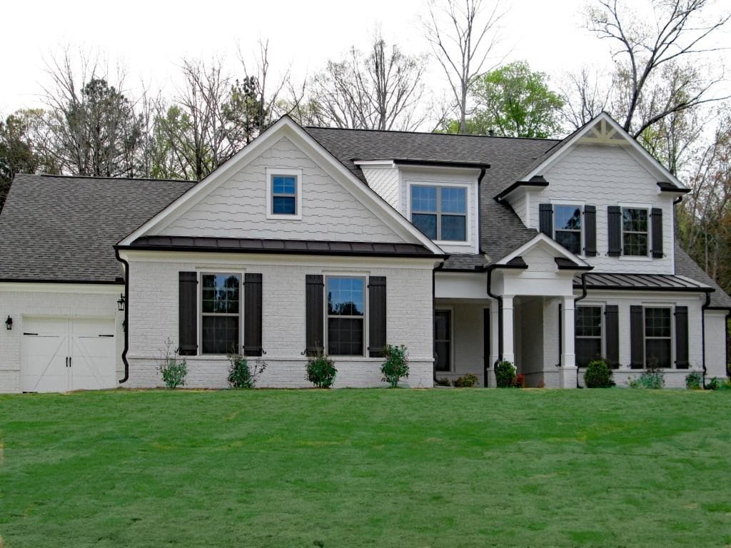 5 bedroom, 5 bathroom, 3,924 sq ft single family residence sold at 28 Vandiver Court, Acworth, GA 30101