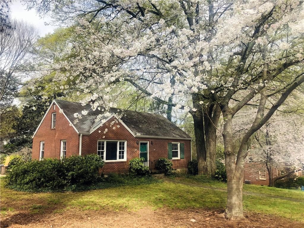 1031 Forrest Boulevard, Decatur, GA 30030 — most recent listing photo