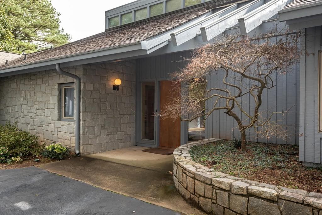 5118 Kanawha Bluff, Stone Mountain, GA 30087 — most recent listing photo