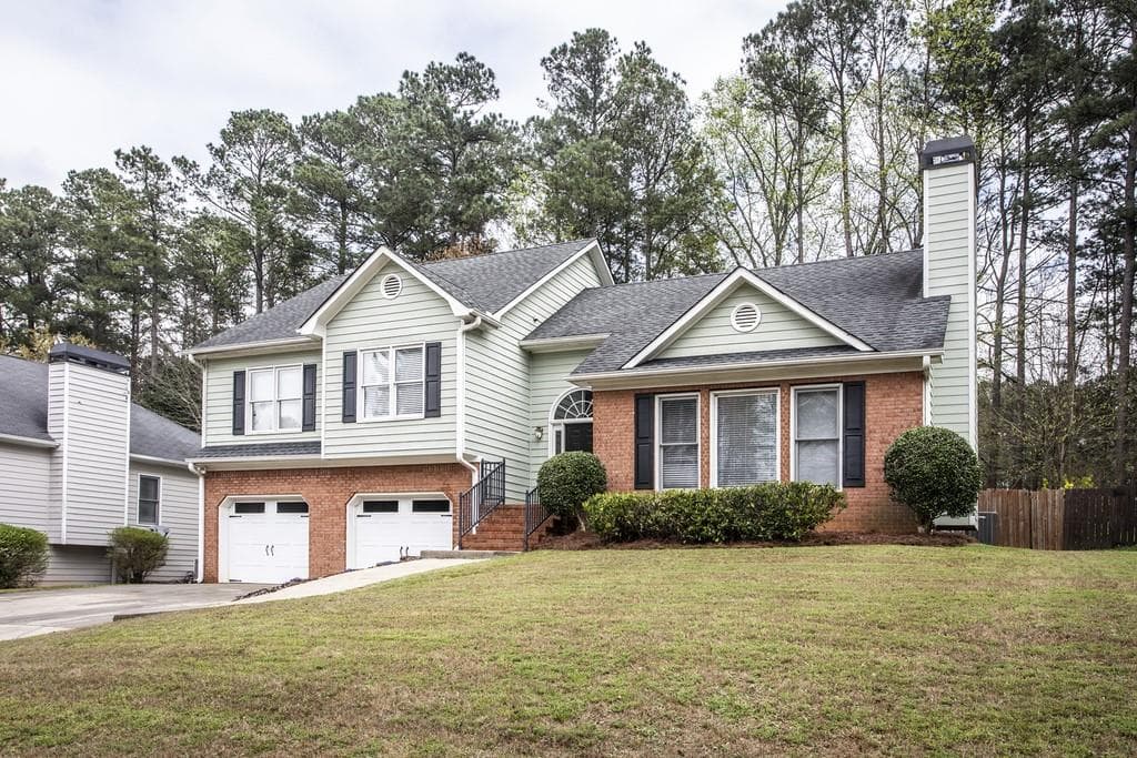3 bedroom, 2 bathroom, 1,573 sq ft single family residence sold at 4806 Quince Court, Acworth, GA 30101