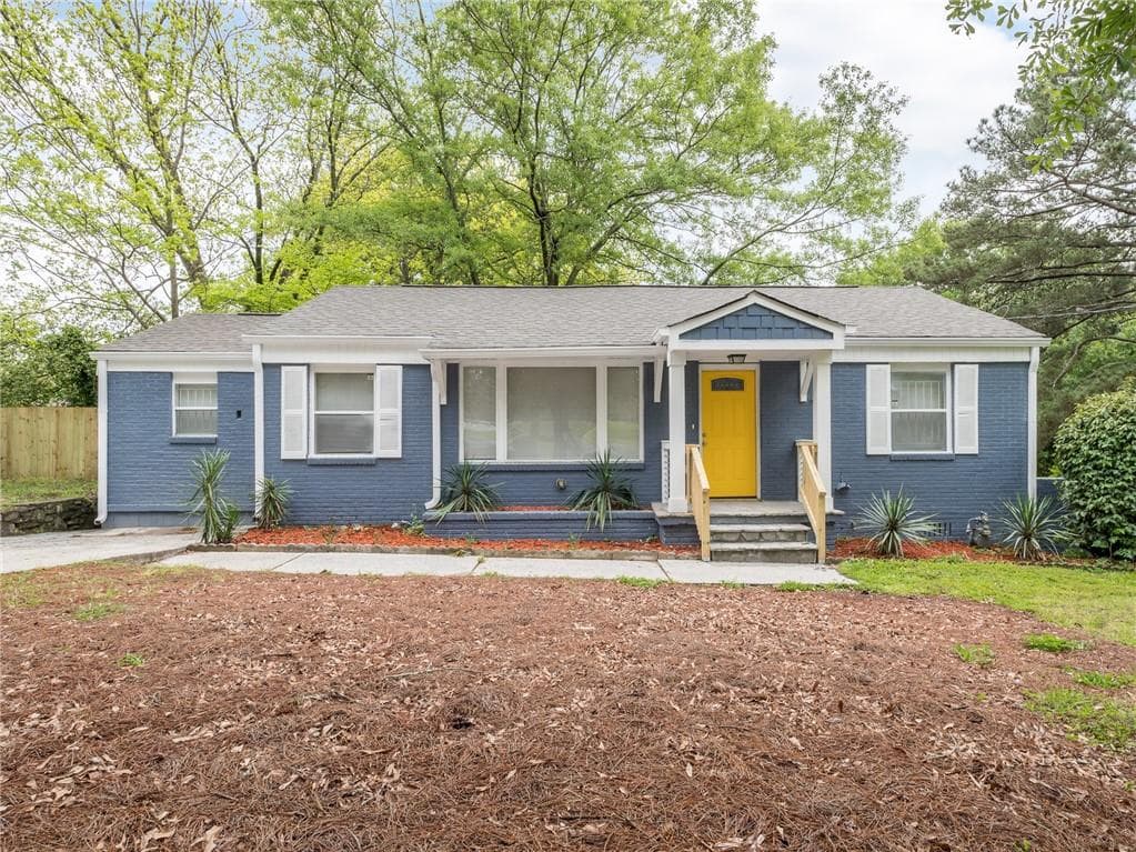 3 bedroom, 2 bathroom, 1,180 sq ft single family residence sold at 2076 Penelope Street, Atlanta, GA 30314
