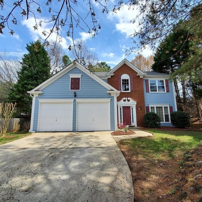 4 bedroom, 3 bathroom, 2,328 sq ft single family residence sold at 3402 Chastain Glen Lane, Marietta, GA 30066