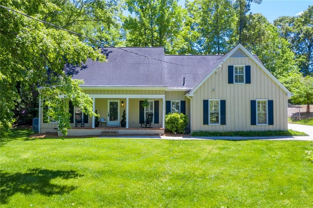 5539 Woodsong Trail, Dunwoody, GA 30338 — most recent listing photo