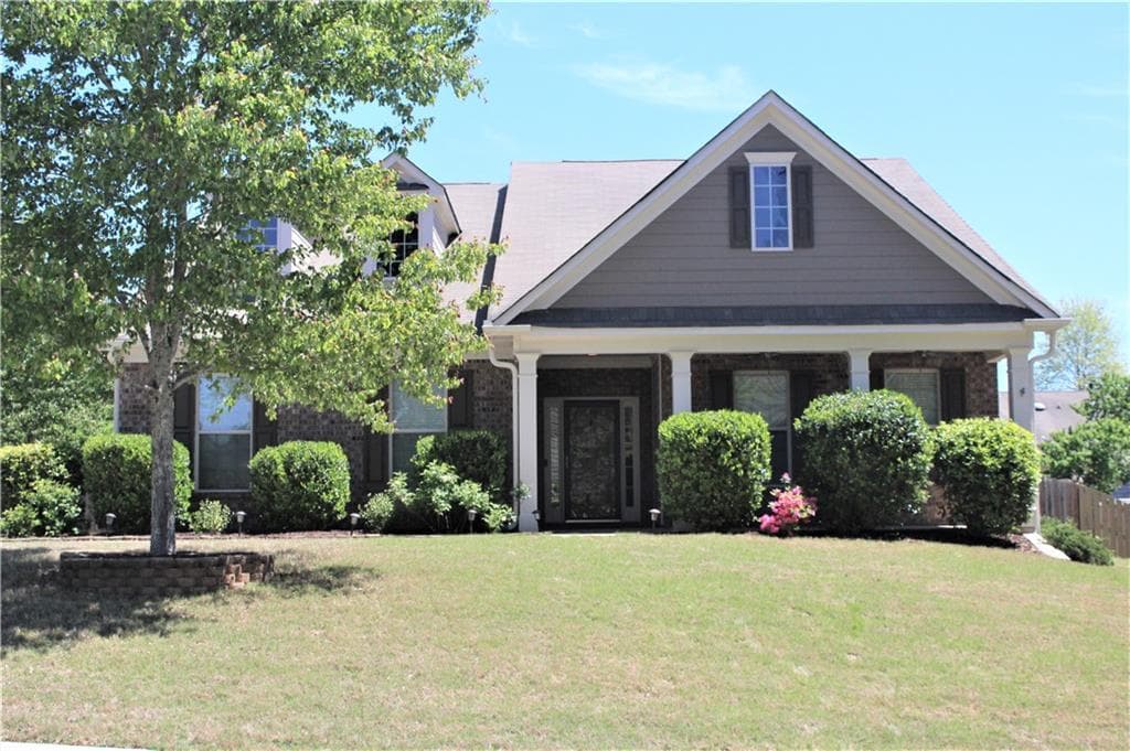 3 bedroom, 2 bathroom, 1,974 sq ft single family residence sold at 5535 Stevehaven Lane, Cumming, GA 30028