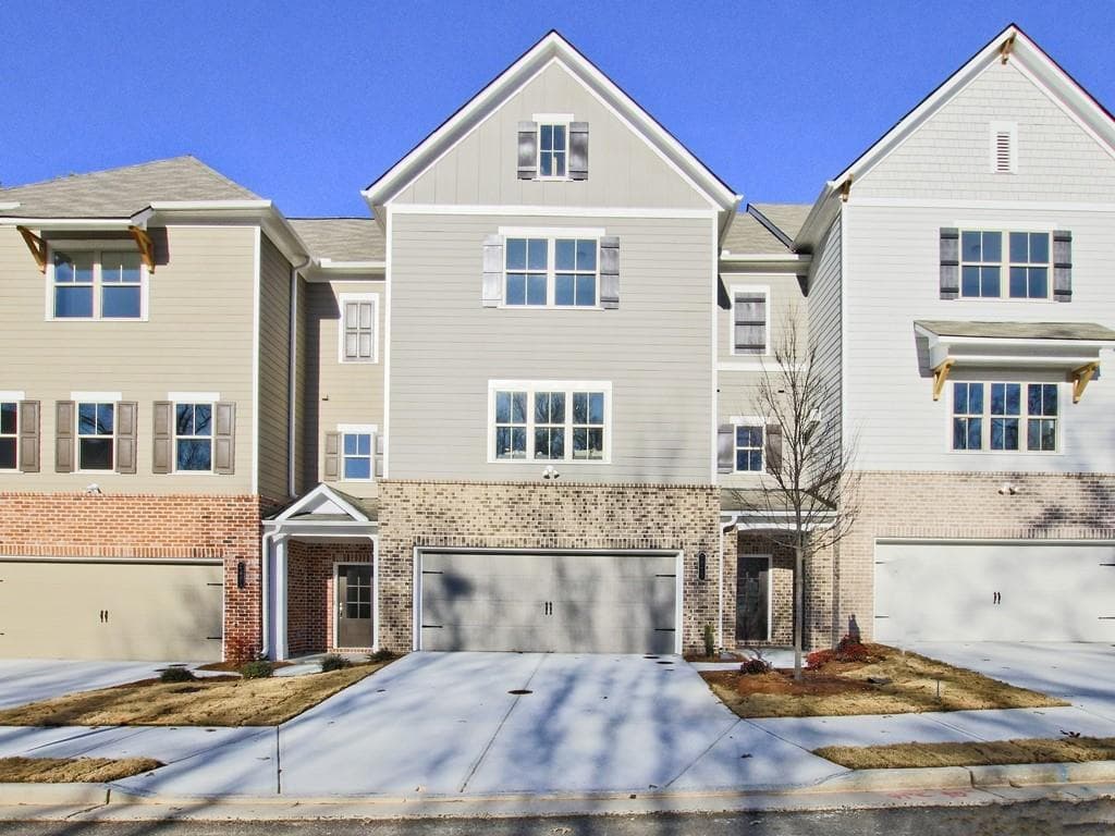2890 Boone Drive 14, Kennesaw, GA 30144 — most recent listing photo