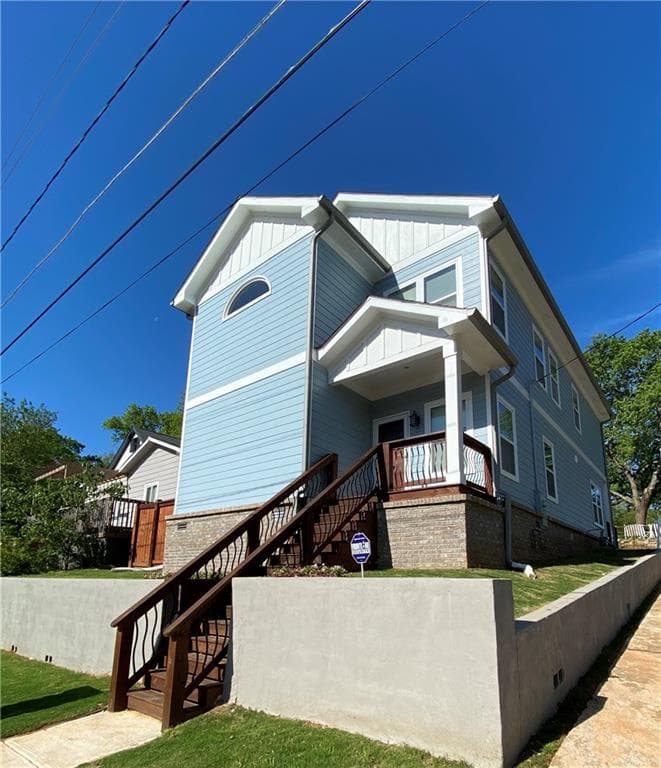 4 bedroom, 3 bathroom, 2,200 sq ft single family residence sold at 1131 Sims Street, Atlanta, GA 30310