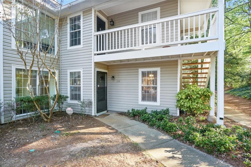 2 bedroom, 2 bathroom, 1,244 sq ft condominium sold at 2101 Countryside Place, Smyrna, GA 30080