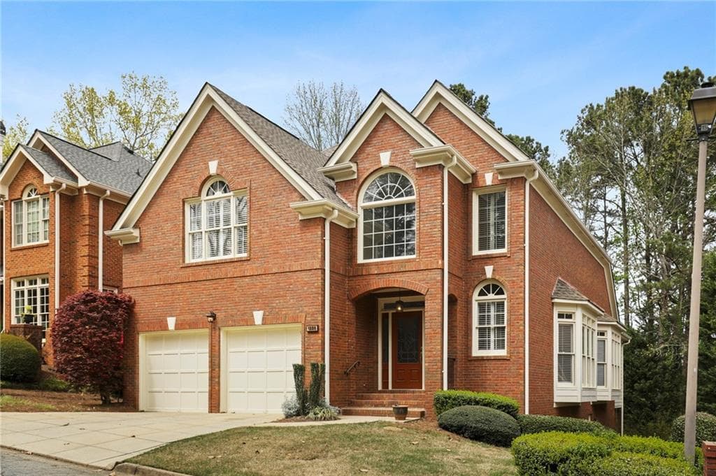 1228 Dunwoody Walk, Dunwoody, GA 30338 — most recent listing photo