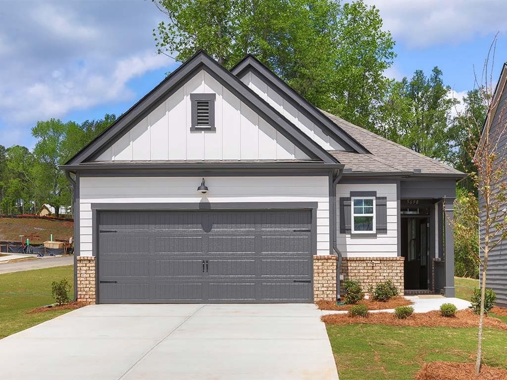 5698 Cricket Melody Lane, Flowery Branch, GA 30542 — most recent listing photo