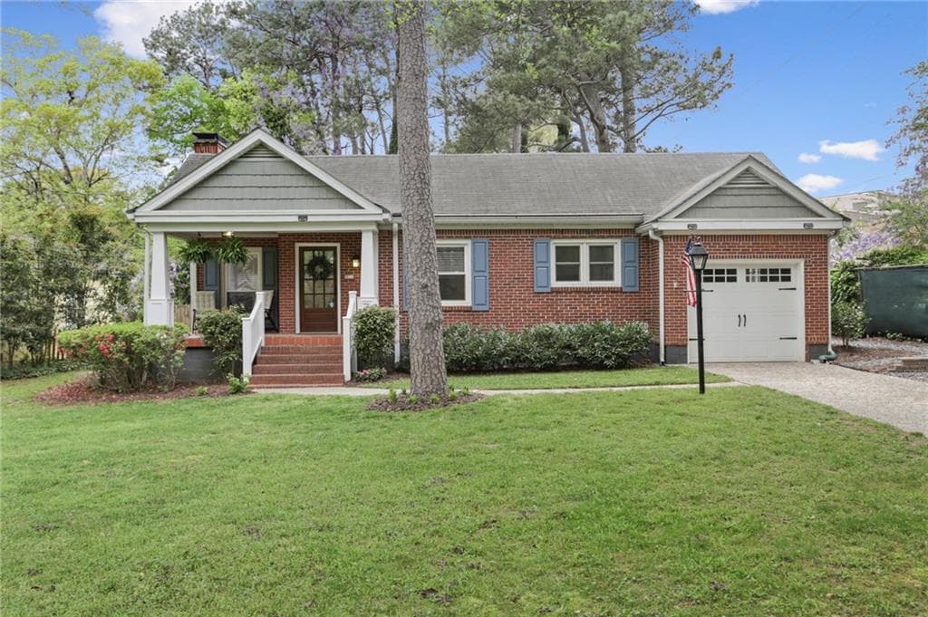 3 bedroom, 1 bathroom, 1,252 sq ft single family residence sold at 452 Woodhaven Drive, Decatur, GA 30030