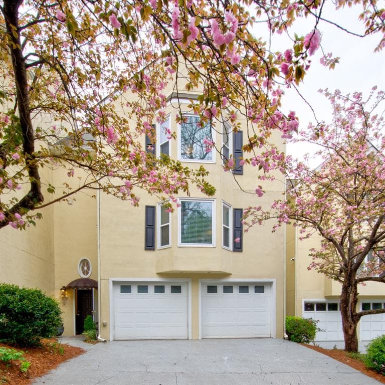 2 bedroom, 3 bathroom, 2,184 sq ft townhouse sold at 109 Cameron Circle, Atlanta, GA 30339