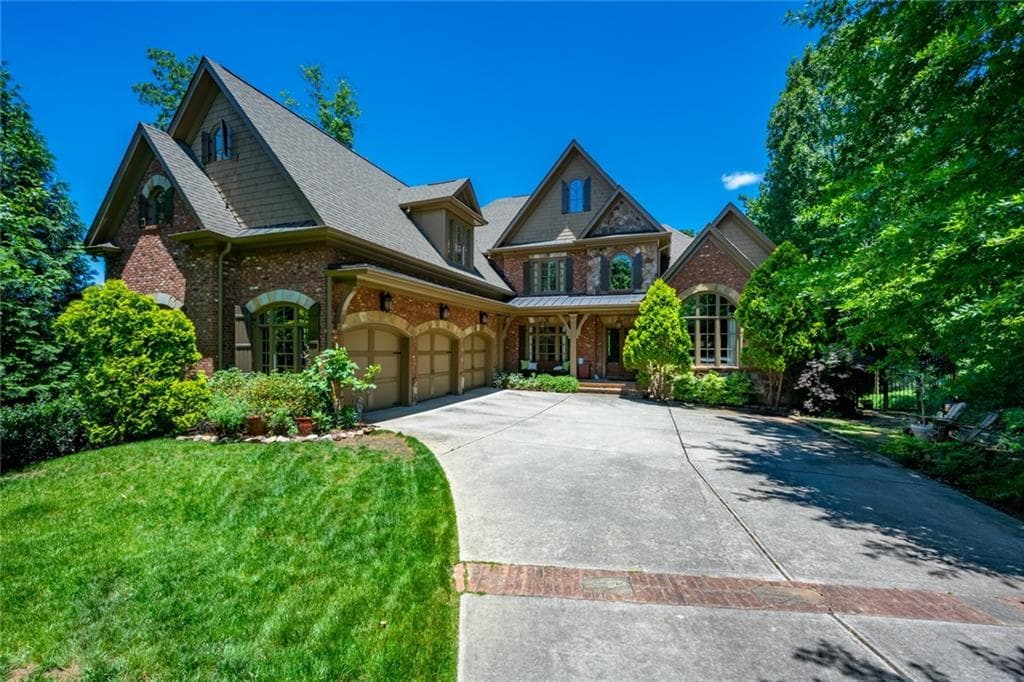 366 Stables Court, Sandy Springs, GA 30350 — most recent listing photo