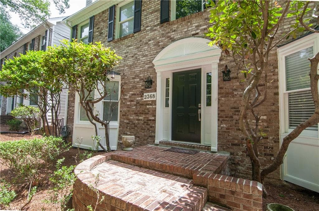 2368 Defoors Ferry Road, Atlanta, GA 30318 — most recent listing photo