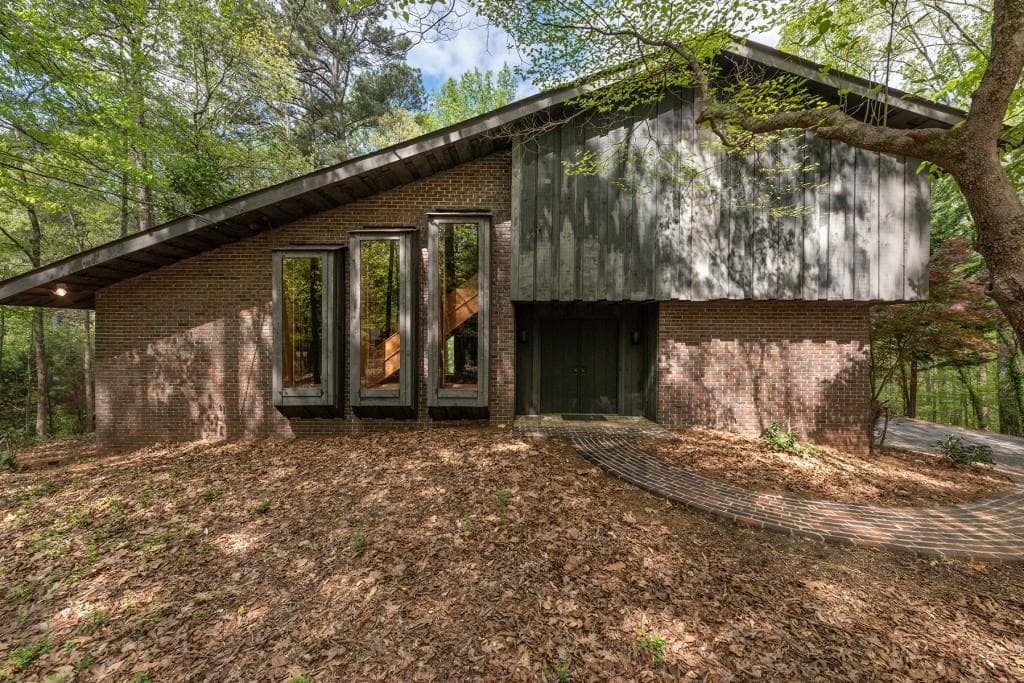 5190 Antelope Lane, Stone Mountain, GA 30087 — most recent listing photo