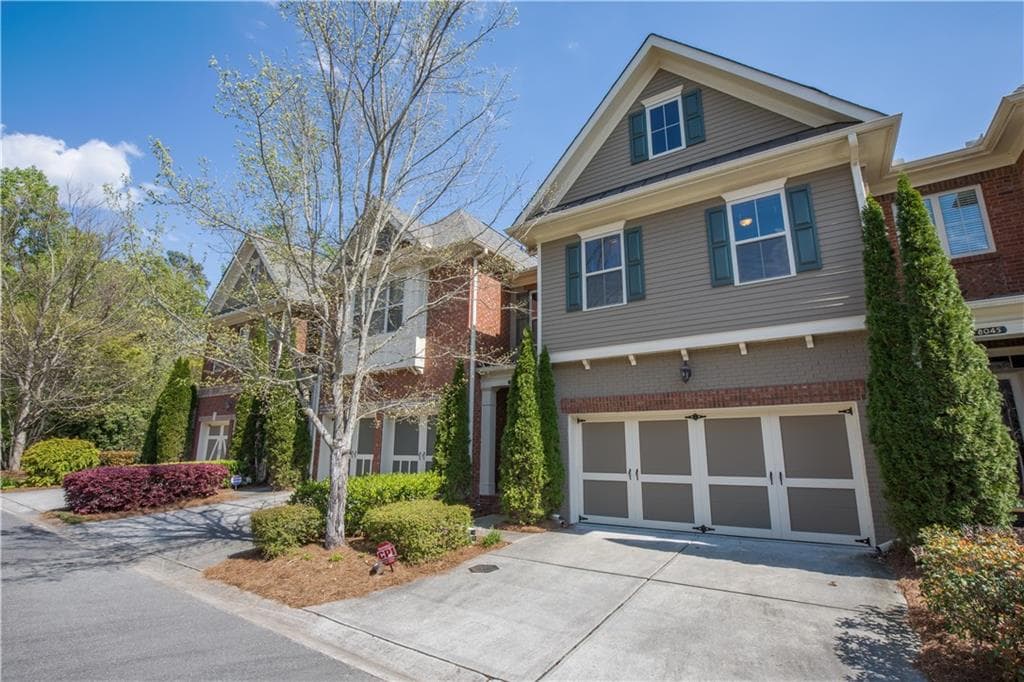 8055 Glisten Avenue, Sandy Springs, GA 30328 — most recent listing photo