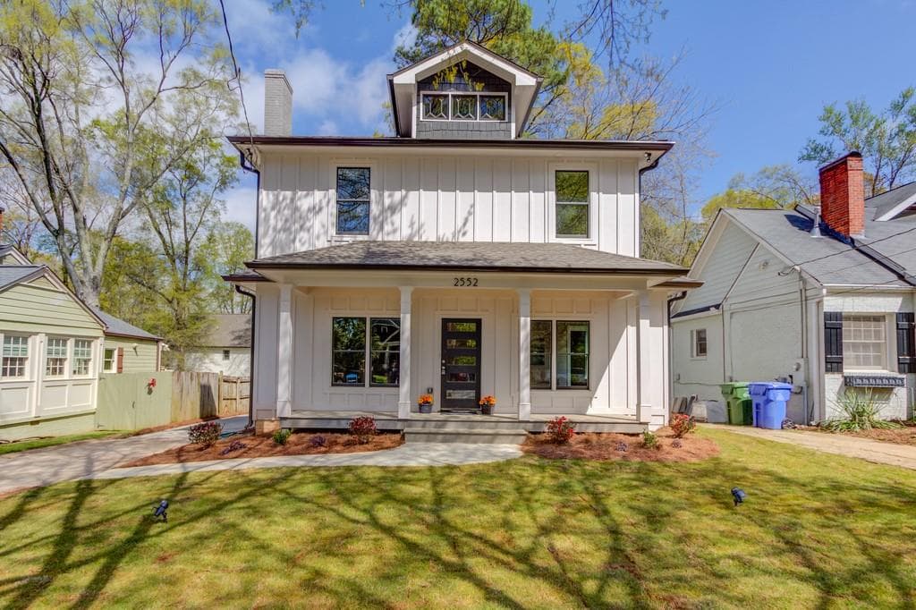 4 bedroom, 3 bathroom, 2,150 sq ft single family residence sold at 2552 Knox Street, Atlanta, GA 30317