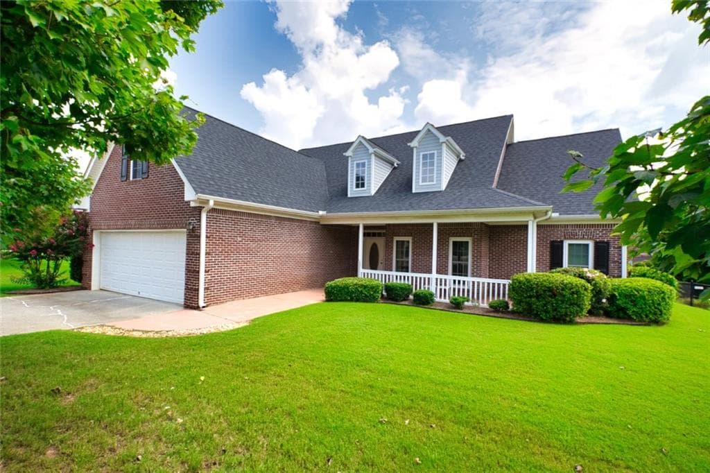 211 Chad Lane, Loganville, GA 30052 — most recent listing photo