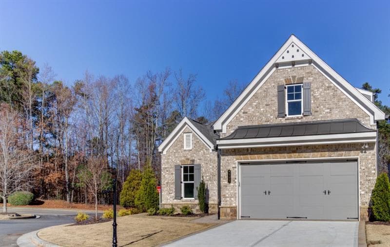4 bedroom, 3 bathroom, 2,380 sq ft single family residence sold at 2565 Creekstone Village Drive, Cumming, GA 30041