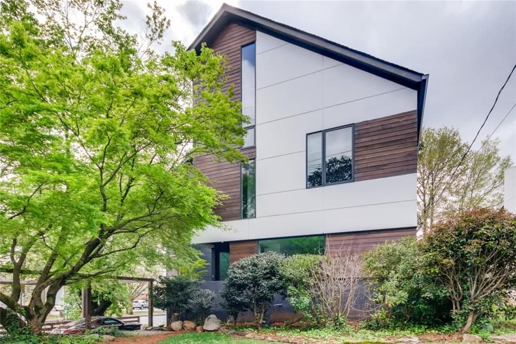4 bedroom, 4 bathroom, 3,239 sq ft single family residence sold at 1370 Monroe Drive, Atlanta, GA 30324