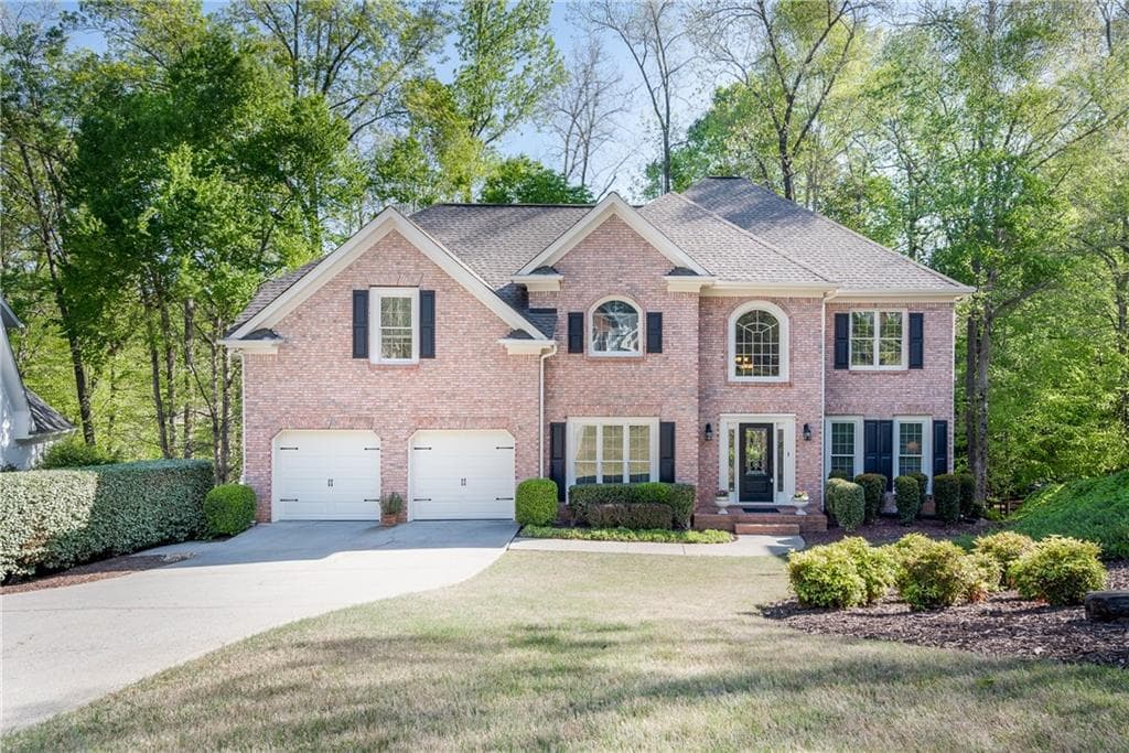 5 bedroom, 4 bathroom, 3,693 sq ft single family residence sold at 345 Aylesworth Cove, Alpharetta, GA 30022