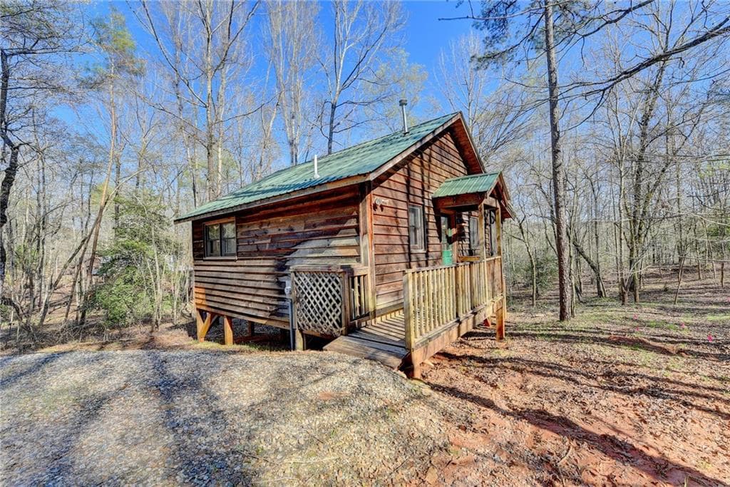 383 Peaceful Waters Circle, Demorest, GA 30535 — most recent listing photo