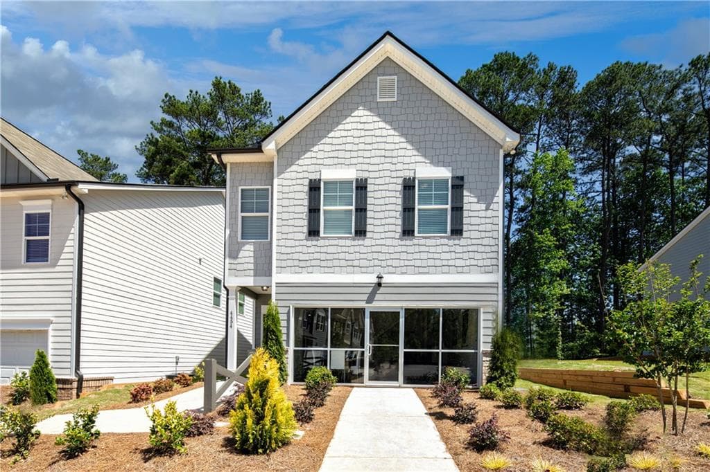 3 bedroom, 3 bathroom, 1,876 sq ft single family residence sold at 1536 Bassett Street, Stone Mountain, GA 30083