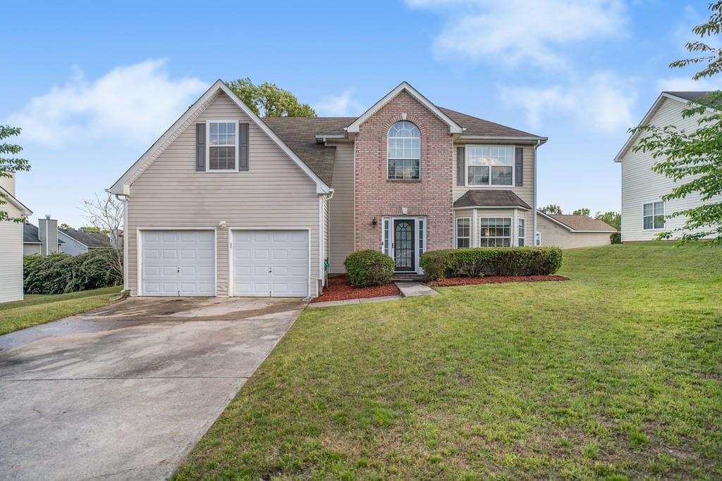 4 bedroom, 3 bathroom, 2,608 sq ft single family residence sold at 2861 Knoll View Place, Douglasville, GA 30135