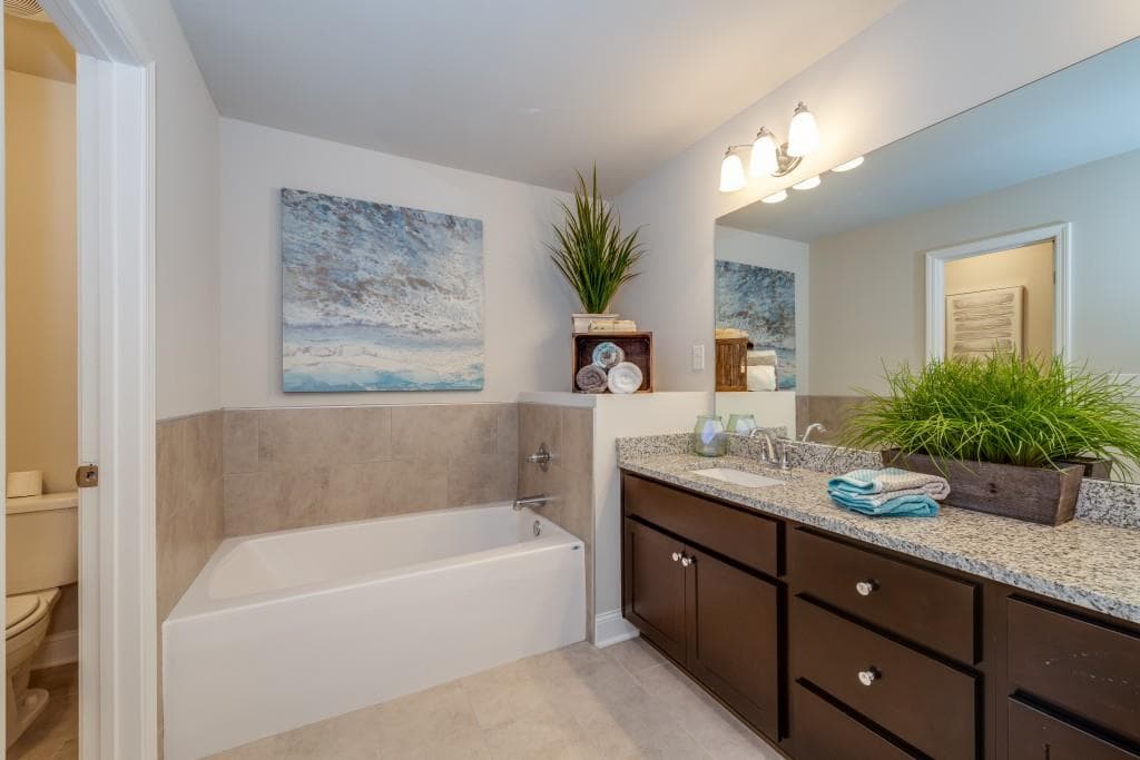 3 bedroom, 3 bathroom, 2,030 sq ft townhouse sold at 382 Mulberry Row 1504, Atlanta, GA 30354