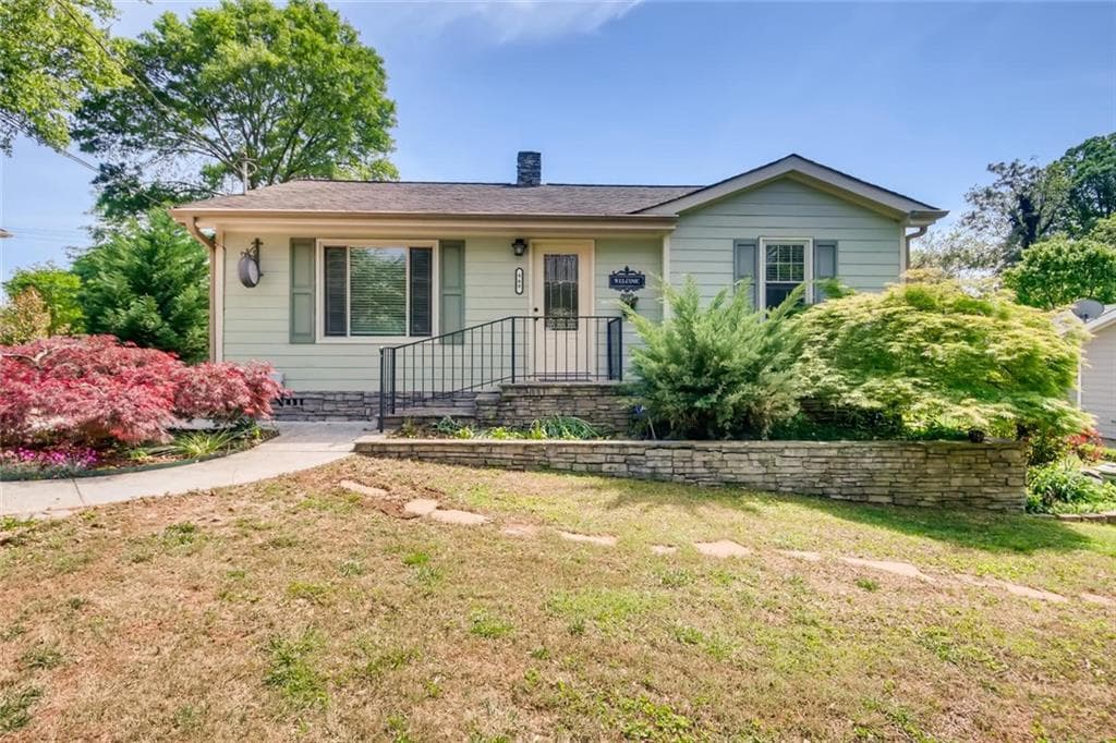 960 Dell Avenue, Smyrna, GA 30080 — most recent listing photo