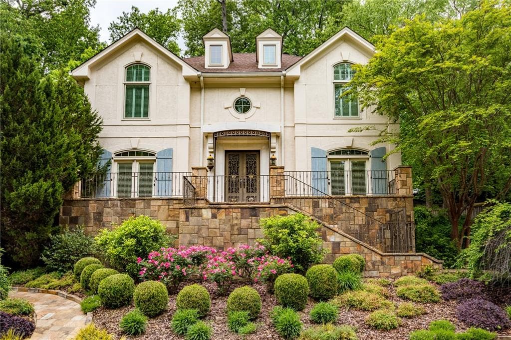 4 bedroom, 4 bathroom, 3,166 sq ft single family residence sold at 650 Greystone Park, Atlanta, GA 30324