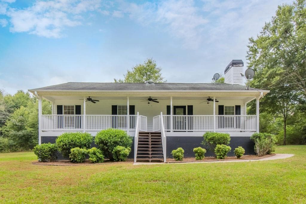 255 Pine Valley Drive, Powder Springs, GA 30127 — most recent listing photo