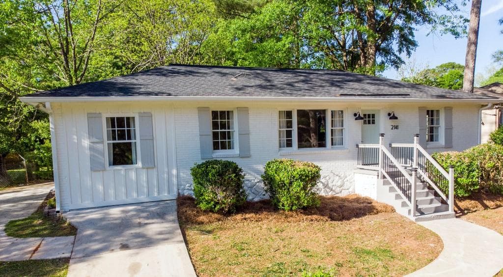 3 bedroom, 2 bathroom, 1,352 sq ft single family residence sold at 2141 Keheley Drive, Decatur, GA 30032