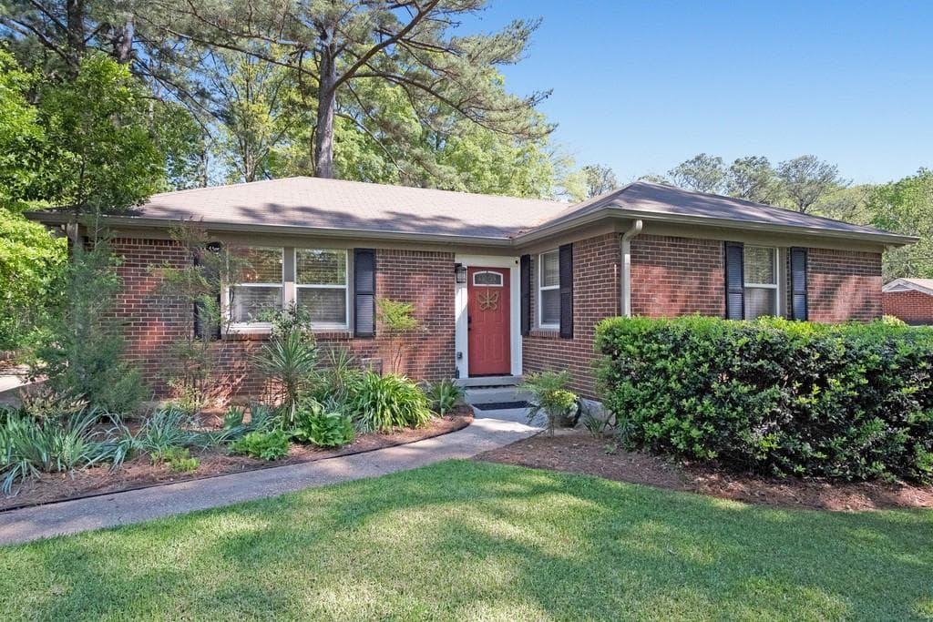 3 bedroom, 2 bathroom, 1,249 sq ft single family residence sold at 1947 Boulderview Drive, Atlanta, GA 30316