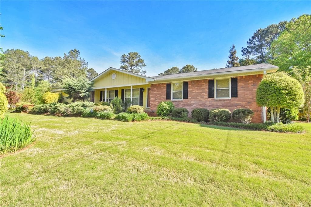 3825 Herren Drive, Smyrna, GA 30082 — most recent listing photo