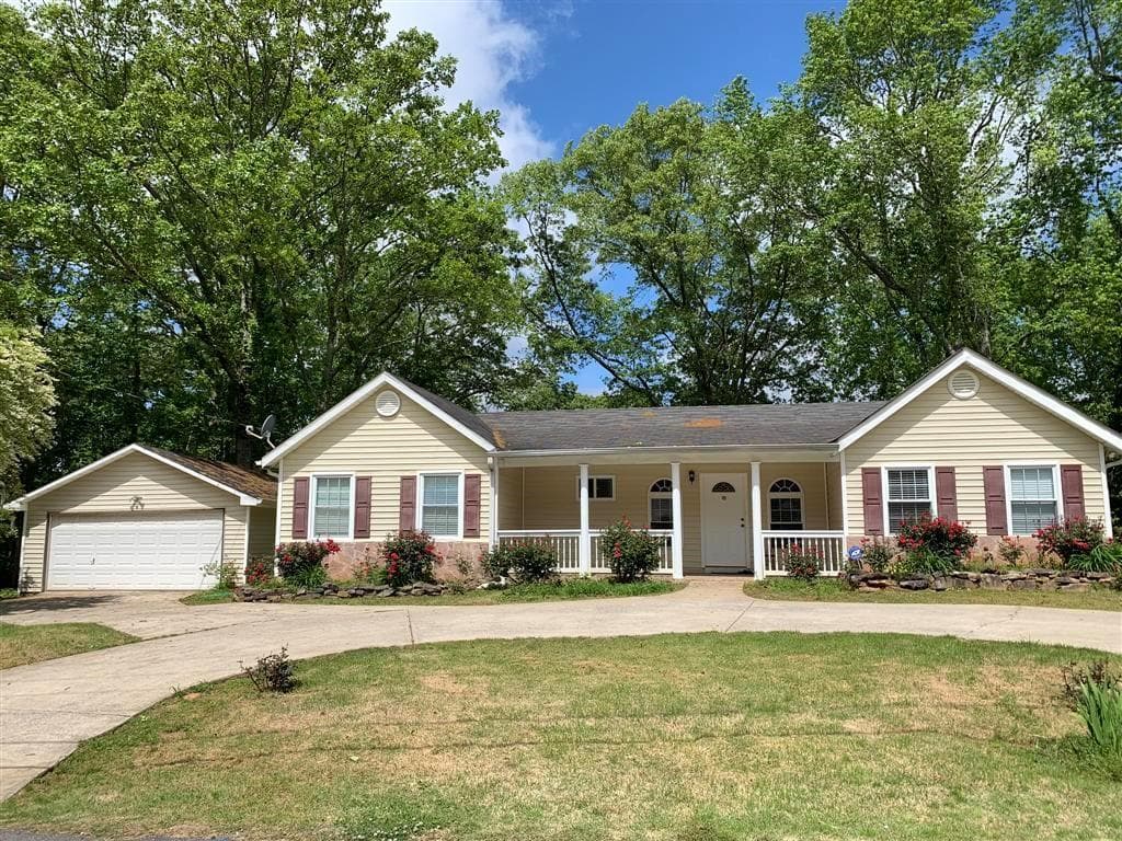 3415 Davis Road, Marietta, GA 30062 — most recent listing photo
