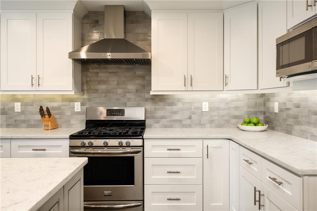 435 Ridgewood Way, Alpharetta, GA 30005 — most recent listing photo