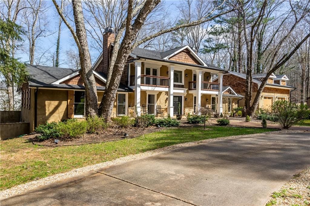 5 bedroom, 5 bathroom, 6,300 sq ft single family residence sold at 2697 S Cherokee Lane, Woodstock, GA 30188