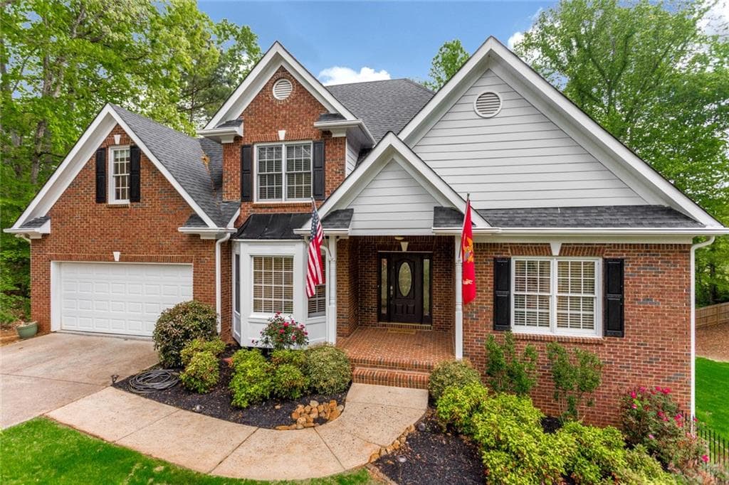 4 bedroom, 4 bathroom, 4,075 sq ft single family residence sold at 5030 Johns Court, Alpharetta, GA 30004