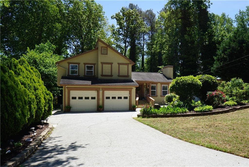 3 bedroom, 3 bathroom, 2,100 sq ft single family residence sold at 228 Arbour Run, Suwanee, GA 30024