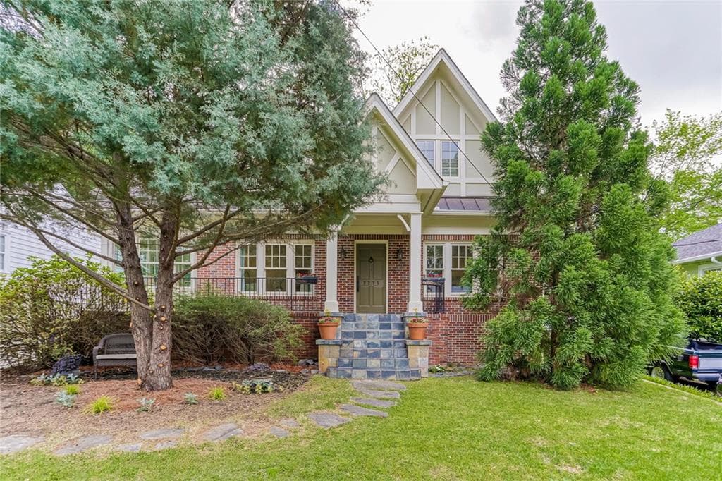 5 bedroom, 4 bathroom, 3,366 sq ft single family residence sold at 2275 Stephen Long Drive, Atlanta, GA 30305