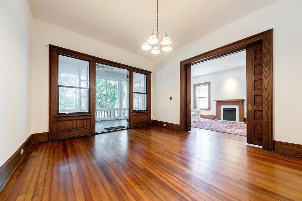 2 bedroom, 2 bathroom, 1,517 sq ft condominium sold at 209 3rd Street 1, Atlanta, GA 30308