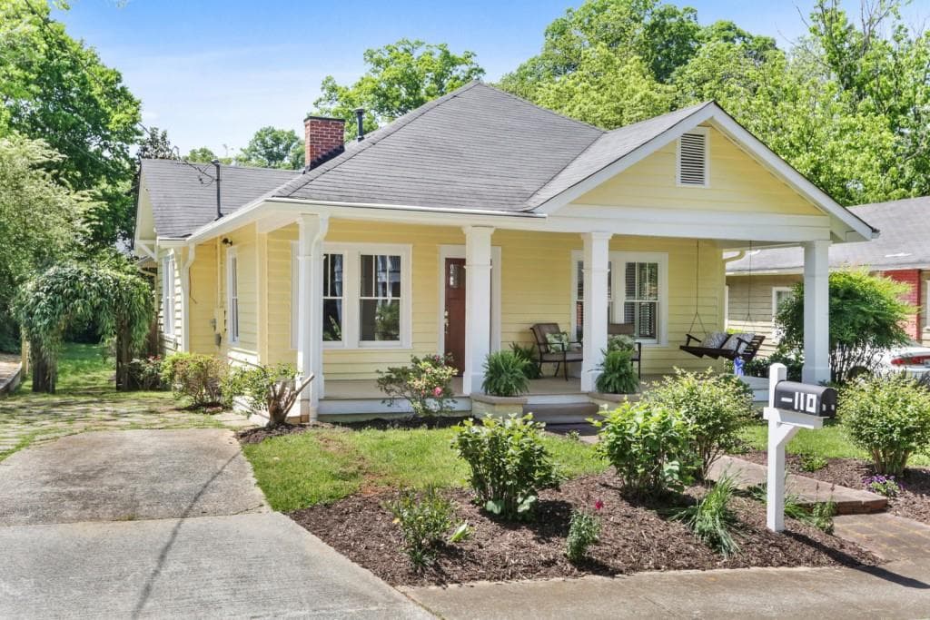 3 bedroom, 2 bathroom, 1,420 sq ft single family residence sold at 110 N Fourth Avenue, Decatur, GA 30030