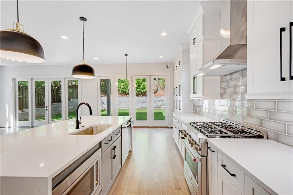 4 bedroom, 5 bathroom, 2,800 sq ft single family residence sold at 292 Ferguson Street, Atlanta, GA 30307