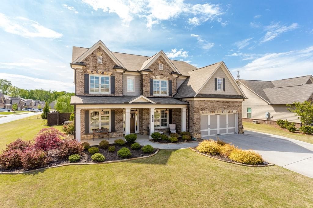 5 bedroom, 5 bathroom, 4,376 sq ft single family residence sold at 505 Barkley Hill, Alpharetta, GA 30004