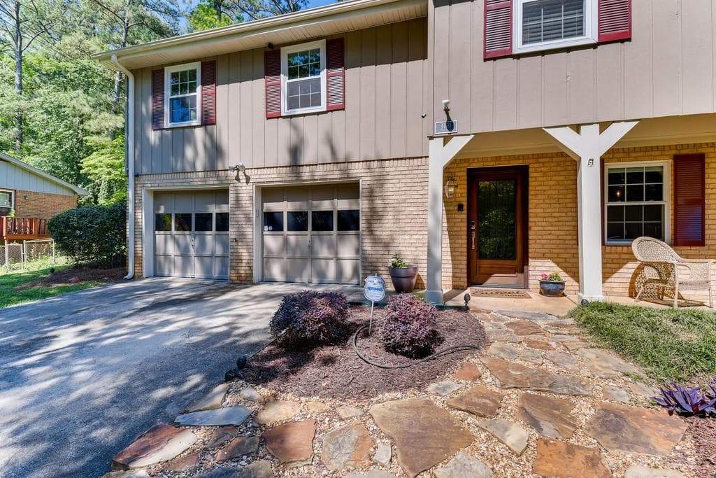 4160 Fawn Lane, Smyrna, GA 30082 — most recent listing photo