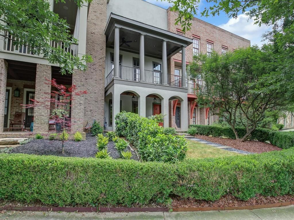 3 bedroom, 4 bathroom, 2,230 sq ft townhouse sold at 919 FAITH Avenue, Atlanta, GA 30316